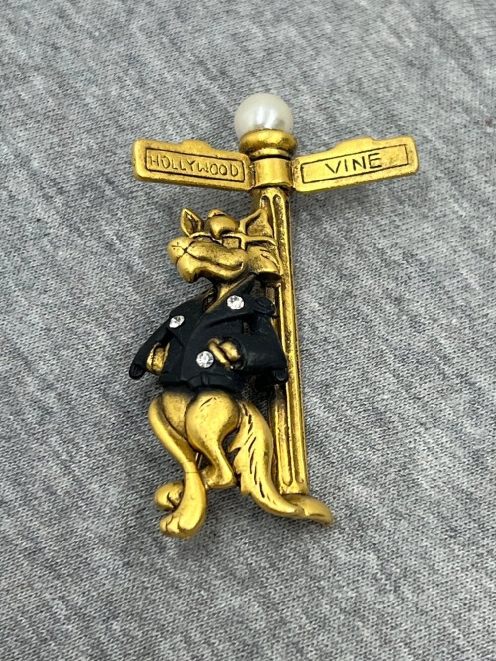 Vintage Hollywood & Vine Wolf Lamp Post Brooch Enamel & Rhinestones Signed Pin